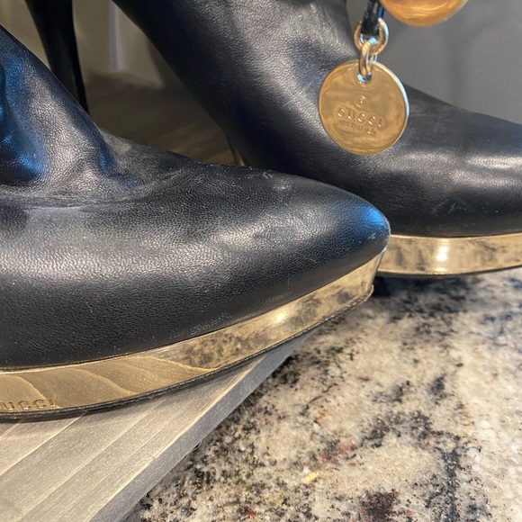 Gucci bootie 42 nice looking boots and looks good on - Picture 9 of 15